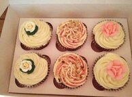 Set of 6 Vanilla Cupcakes - £5